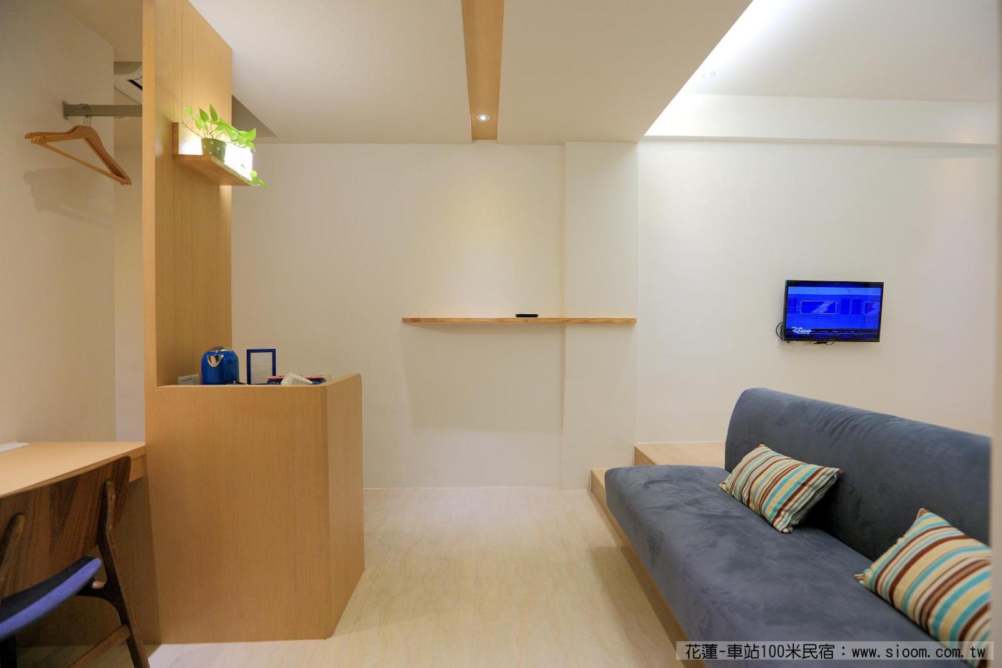 車站100M民宿丨電梯附停車場 Hualien City Room photo