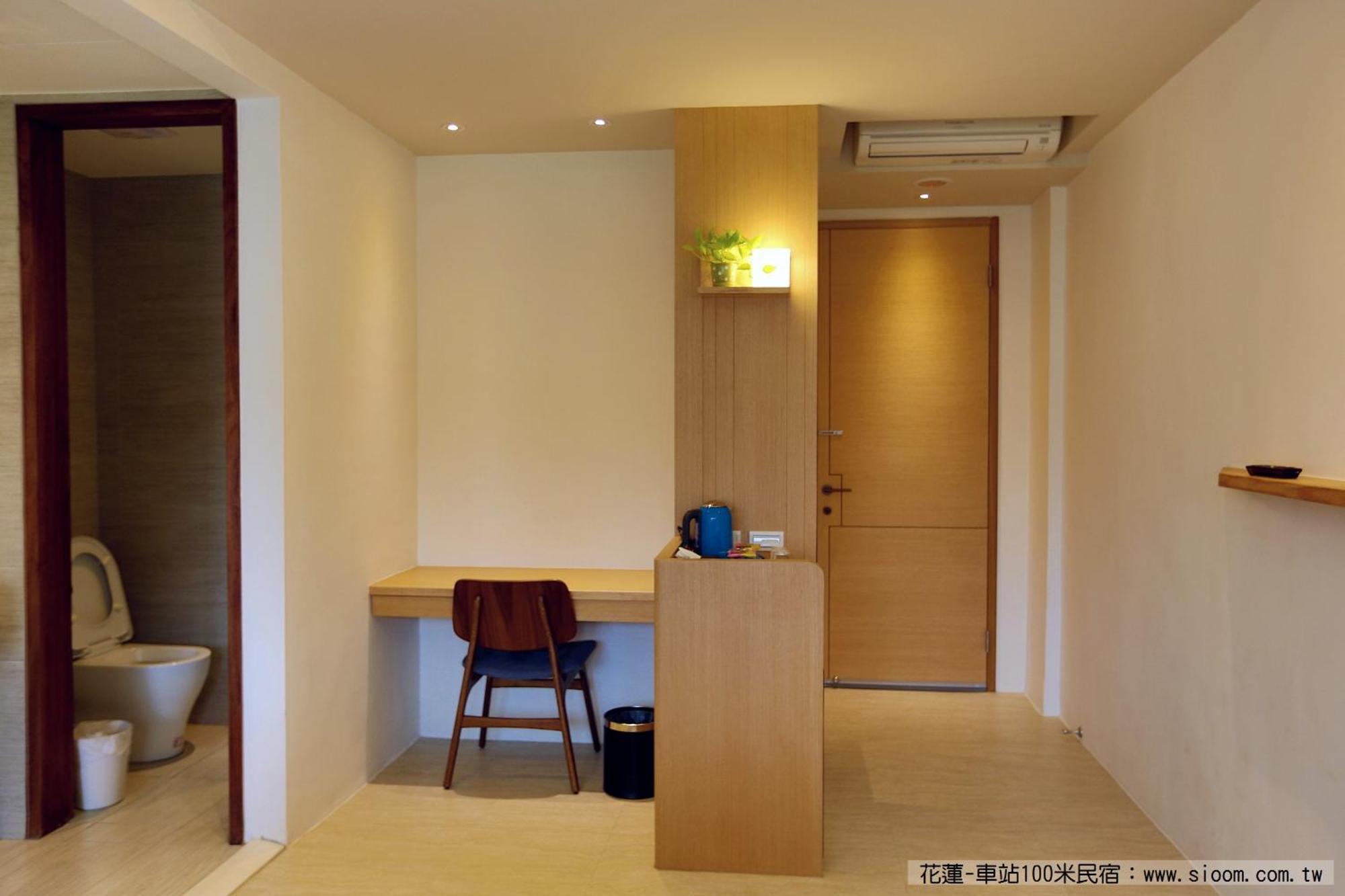 車站100M民宿丨電梯附停車場 Hualien City Room photo